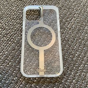 NWOT Sonix iPhone 11 phone clear phone case cover w/ rubber edges silver design